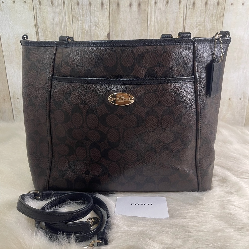 Coach Peyton Signature Pocket Tote